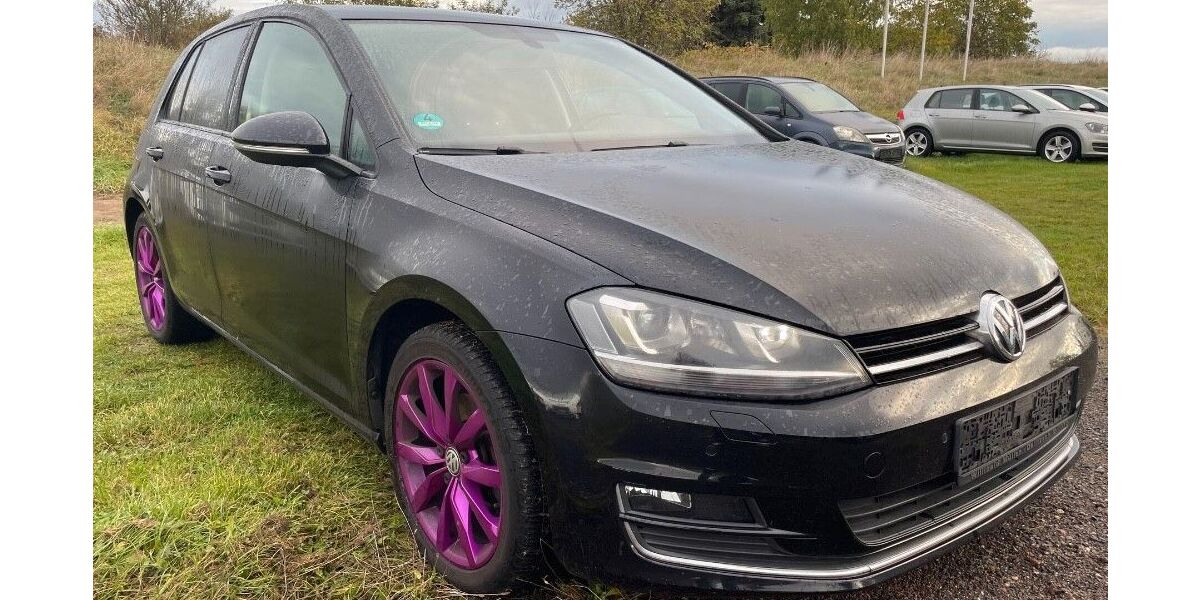 VW Golf 99.902 km 9.990 &euro; Bannewitz 01728
