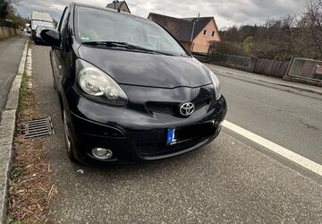 Toyota Aygo (X) 87.500 km 3.200 &euro; Dresden 01187