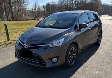 Toyota Verso 45.850 km 16.299 &euro; Pirna 01796