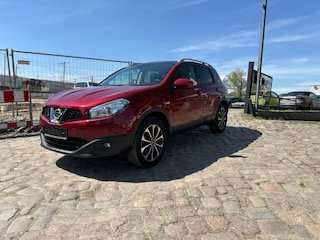 Nissan Qashqai 98.000 km 9.490 &euro; Dresden 01157