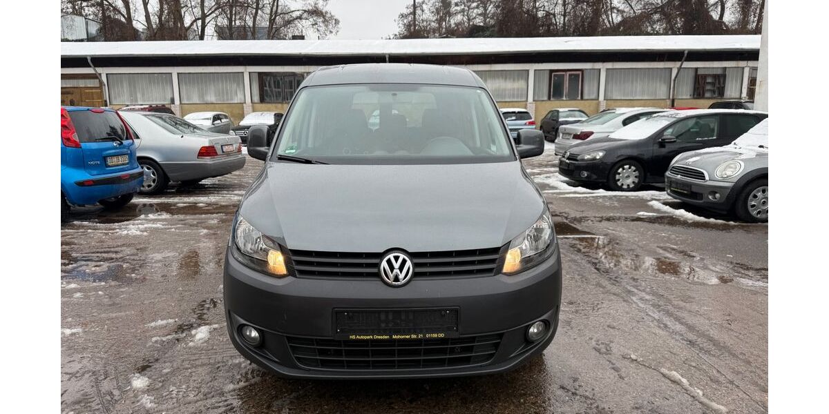 VW Caddy 174.304 km 6.750 &euro; Dresden 01159