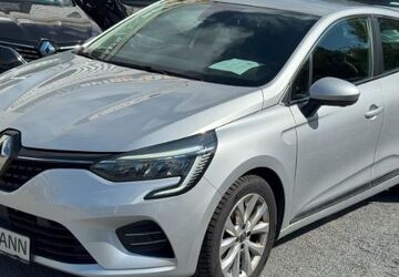 Renault Clio 83.669 km 10.890 &euro; Dresden 01309