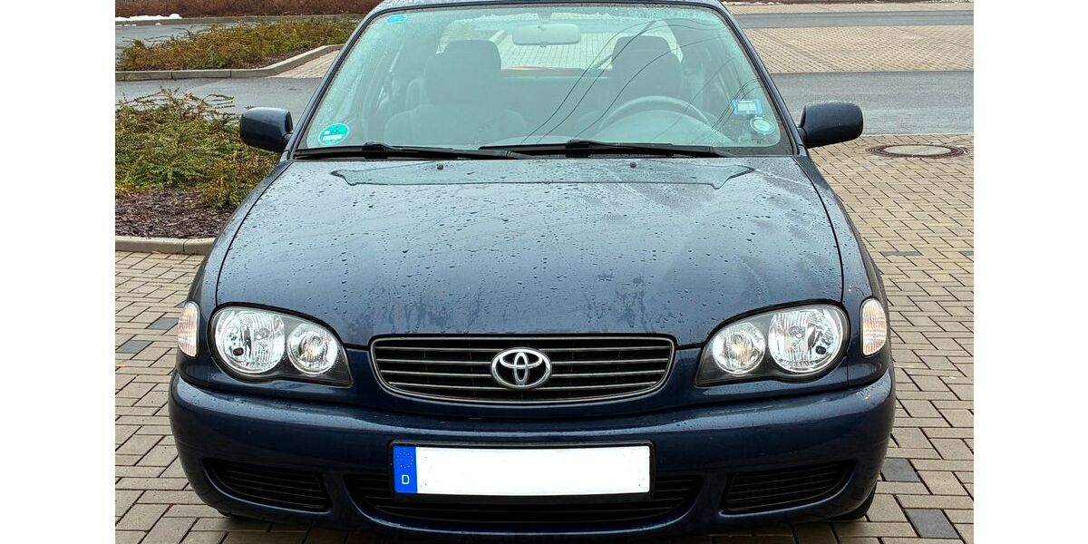 Toyota Corolla 136.100 km 2.950 &euro; Heidenau / Sachsen 01809