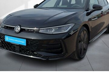 VW Passat Variant 2.500 km 61.350 &euro; Dresden 01169