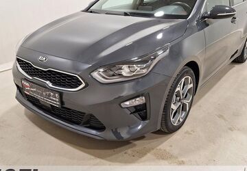 Kia ceed Sportswagon 52.000 km 16.899 &euro; Dresden 01157