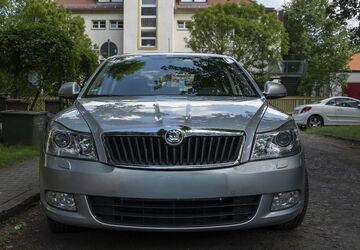 Skoda Octavia 113.000 km 5.680 &euro; Dresden 01109