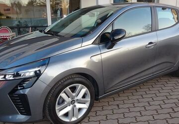 Renault Clio 17.190 km 15.990 &euro; Dresden 01217