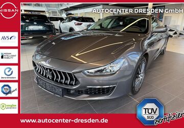 Maserati Ghibli 92.866 km 32.390 &euro; Dresden 01067