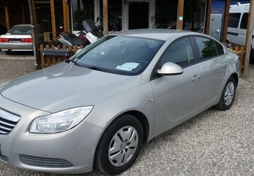 Opel Insignia 131.930 km 3.990 &euro; Dresden 01219