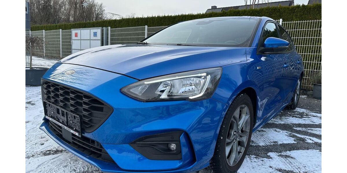 Ford Focus 28.000 km 16.200 &euro; Dresden 01259