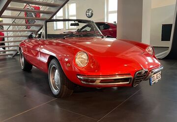 Alfa Romeo Spider 78.912 km 44.950 &euro; Dresden 01109