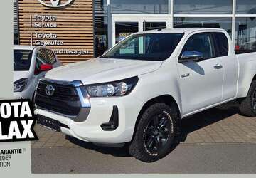 Toyota Hilux 29.565 km 41.990 &euro; Dresden 01139
