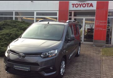 Toyota Proace City 29.700 km 23.790 &euro; Dresden 01259