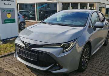 Toyota Corolla 30.500 km 18.990 &euro; Heidenau 01809