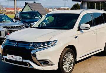 Mitsubishi Outlander 56.000 km 24.990 &euro; Heidenau 01809