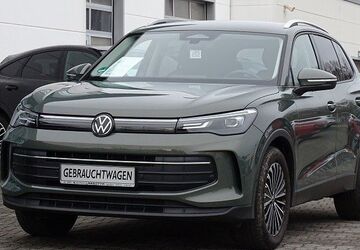 VW Tiguan 20.190 km 33.900 &euro; Meißen 01662