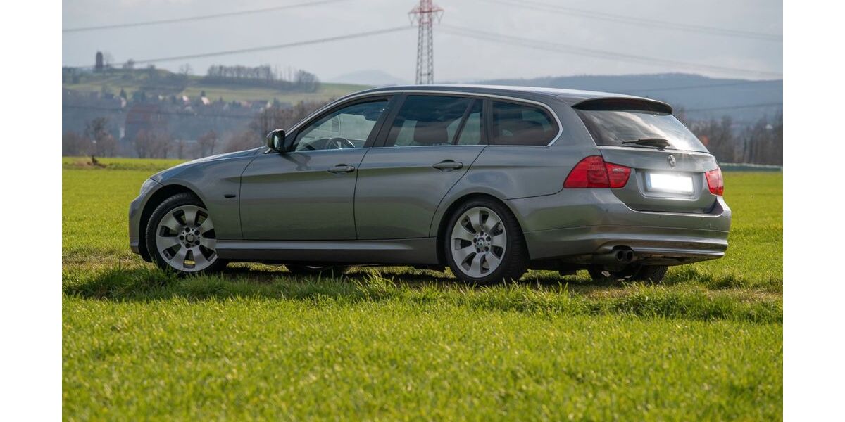 BMW 330 259.000 km 10.699 &euro; Dresden 01069
