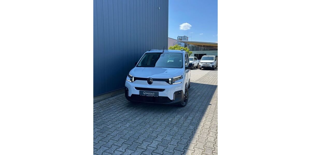 Citroen Berlingo 1.900 km 35.990 &euro; Dresden 01328