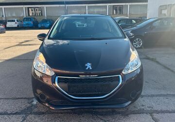 Peugeot 208 81.045 km 3.900 &euro; Dresden 01159
