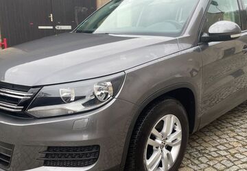 VW Tiguan 129.700 km 8.800 &euro; Reinsberg 09629