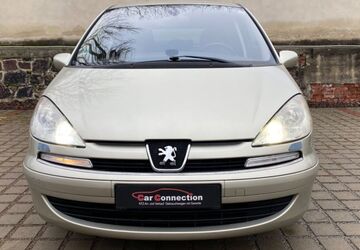 Peugeot 807 211.612 km 1.699 &euro; Dresden 01187