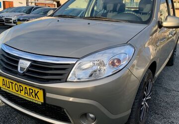 Dacia Sandero 118.800 km 3.500 &euro; Heidenau 01809
