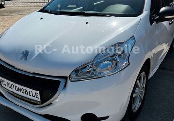 Peugeot 208 123.000 km 6.500 &euro; Ottendorf- Okrilla 01458