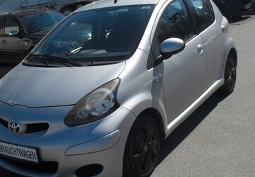 Toyota Aygo (X) 71.700 km 3.980 &euro; Pirna 01796