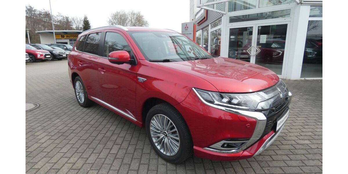Mitsubishi Outlander 60.111 km 22.890 &euro; Radebeul 01445