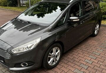 Ford S-Max 158.600 km 11.400 &euro; Dresden 01217