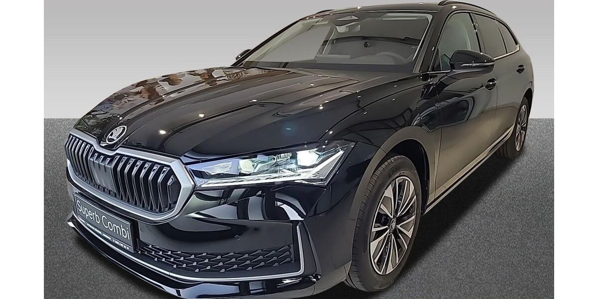 Skoda Superb 7.500 km 45.990 &euro; Dresden 01067