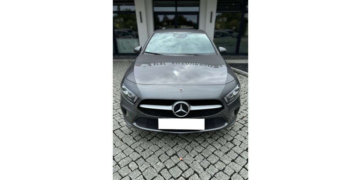 Mercedes-Benz A 180 43.000 km 23.900 &euro; Coswig 01640