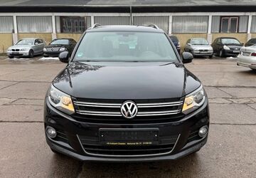 VW Tiguan 140.389 km 9.800 &euro; Dresden 01159