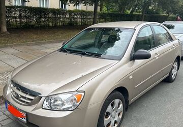 Kia Cerato 144.000 km 2.999 &euro; Dresden 01309