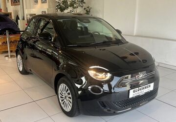 Fiat 500e 7.648 km 26.490 &euro; Dresden 01109