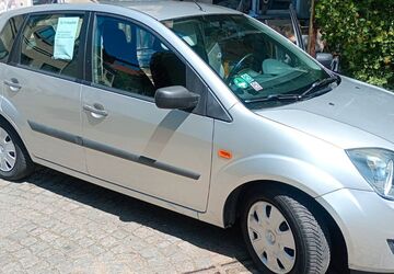Ford Fiesta 89.000 km 2.890 &euro; Dresden 01097
