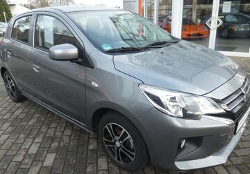Mitsubishi Space Star 6.018 km 11.490 &euro; Radebeul 01445