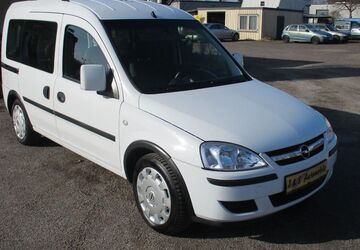 Opel Combo 114.000 km 3.499 &euro; Dresden 01277