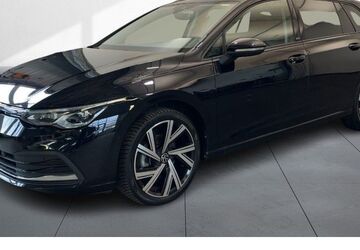 VW Golf 32.261 km 25.490 &euro; Dresden 01169