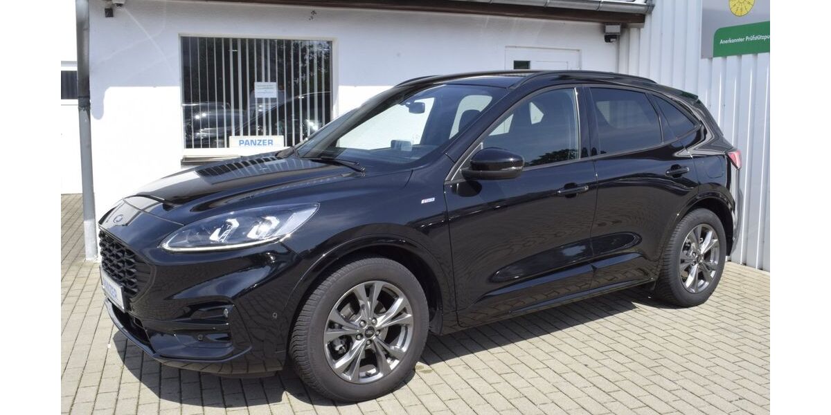 Ford Kuga 33.000 km 23.290 &euro; Radebeul 01445