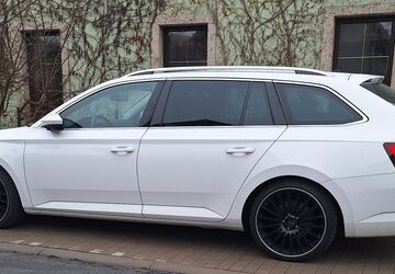 Skoda Superb 155.000 km 19.900 &euro; Ottendorf-Okrilla 01458