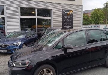 VW Golf Sportsvan 73.510 km 11.890 &euro; Dresden 01309