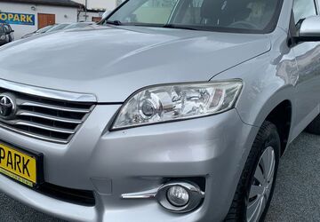 Toyota RAV 4 110.519 km 11.490 &euro; Heidenau 01809