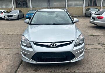 Hyundai i30 127.154 km 4.300 &euro; Dresden 01159