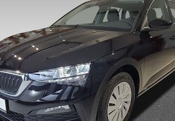 Skoda Scala 11.185 km 17.950 &euro; Dresden 01067