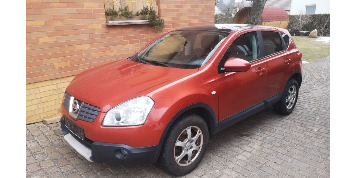 Nissan Qashqai 220.800 km 3.990 &euro; Dresden 01219