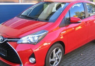 Toyota Yaris 29.208 km 12.990 &euro; Dresden 01157