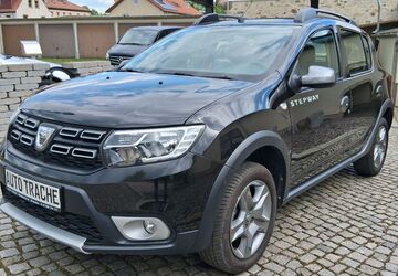 Dacia Sandero 25.861 km 10.500 &euro; Dresden 01237