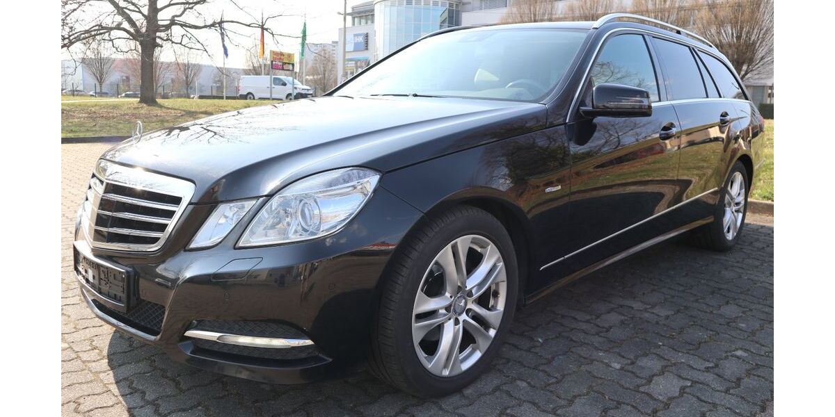 Mercedes-Benz E 200 158.220 km 8.950 &euro; Dresden 01237