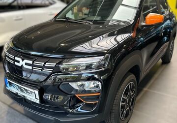 Dacia Spring 10.000 km 11.990 &euro; Dresden 01257